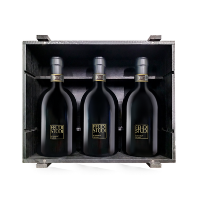 3 flessen Feudi Studi Rosamilia Taurasi verticale proeverij in houten kistje 2014-2016-2018